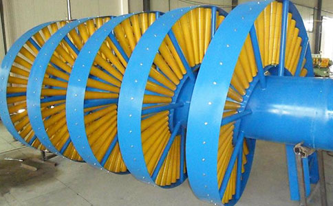 无动力螺旋滚筒输送机